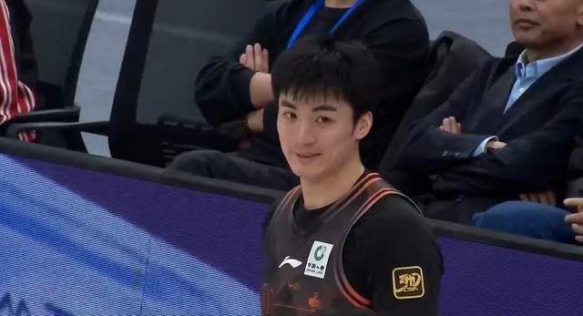 乐彩网下载app最新版-山东大胜南京，轻松斩获6连胜，高诗岩哑火，邱彪爱将爆发成奇兵