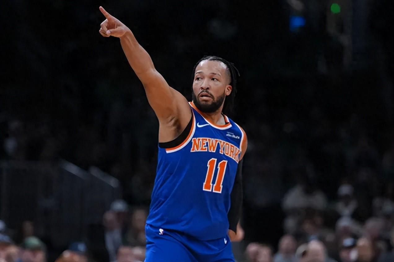 lecai-18投16分，球星成色还是不足！球迷：你就是亚历山大的玩具